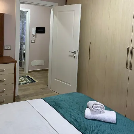 Apartment Lovely One Bedroom Flat In 2 Durres